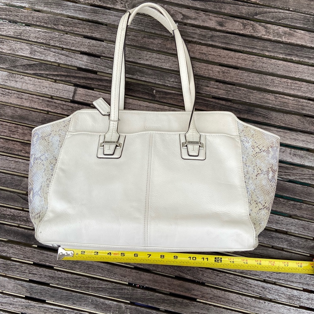 Coach authentic bag